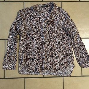 Velvet heart button up top